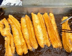 The fragrant deep-fried dough sticks are crisp and tenacious